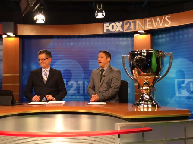 TheNCHC's tweet photo. The #FFTrophyTour & #PenroseCup continue to make the rounds in Duluth w/ media stops at @KQDS_FOX21 @KQDS & @KDAL610 https://t.co/OkGSQTAL2I