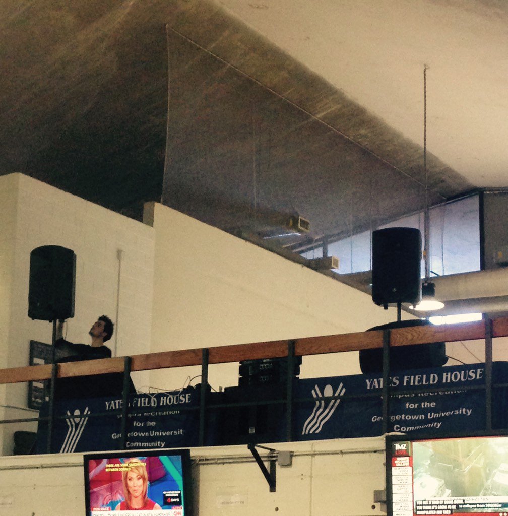 GUCampusRec's tweet photo. Our DJ is setting up! Tweet your song requests to us with our hashtag #HowDoYouYates! https://t.co/32z6j6avwD
