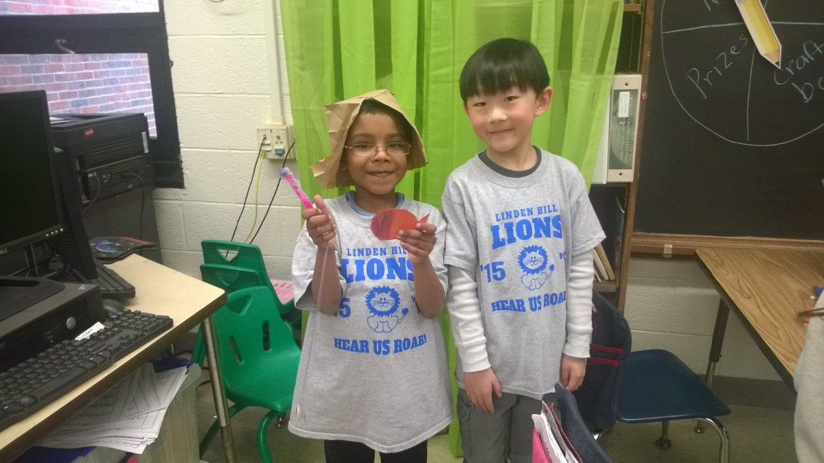 hilgar109's tweet photo. Created their own magnetic fishing game complete with fisherman's hat.  #LHEpride https://t.co/k23f3xwGTx