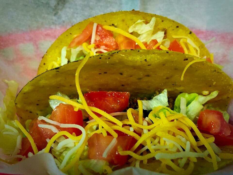 Connollys_RPB's tweet photo. #THE ORIGINAL #TacoTuesday #lunchspecials #royalpalmbeach $1 hard $2 soft https://t.co/hUZTo18Iyi