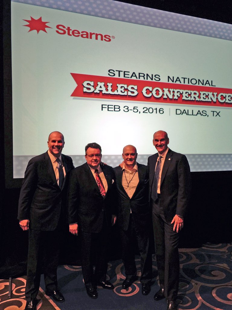 Stearns_Lending's tweet photo. #Success happens at #stearnsNSC w/ @toddstweets & @davidechilders here w/ @bhale_brian & @MichaelRoyer_ NMLS#1854 https://t.co/XXaKd4K8eh