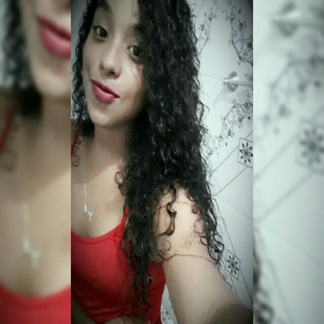 vitorya_liima's tweet photo. 💋❤♡A sua voz tão linda fez meu sorriso falar ♡❤💋 https://t.co/tgnDUVypDN
