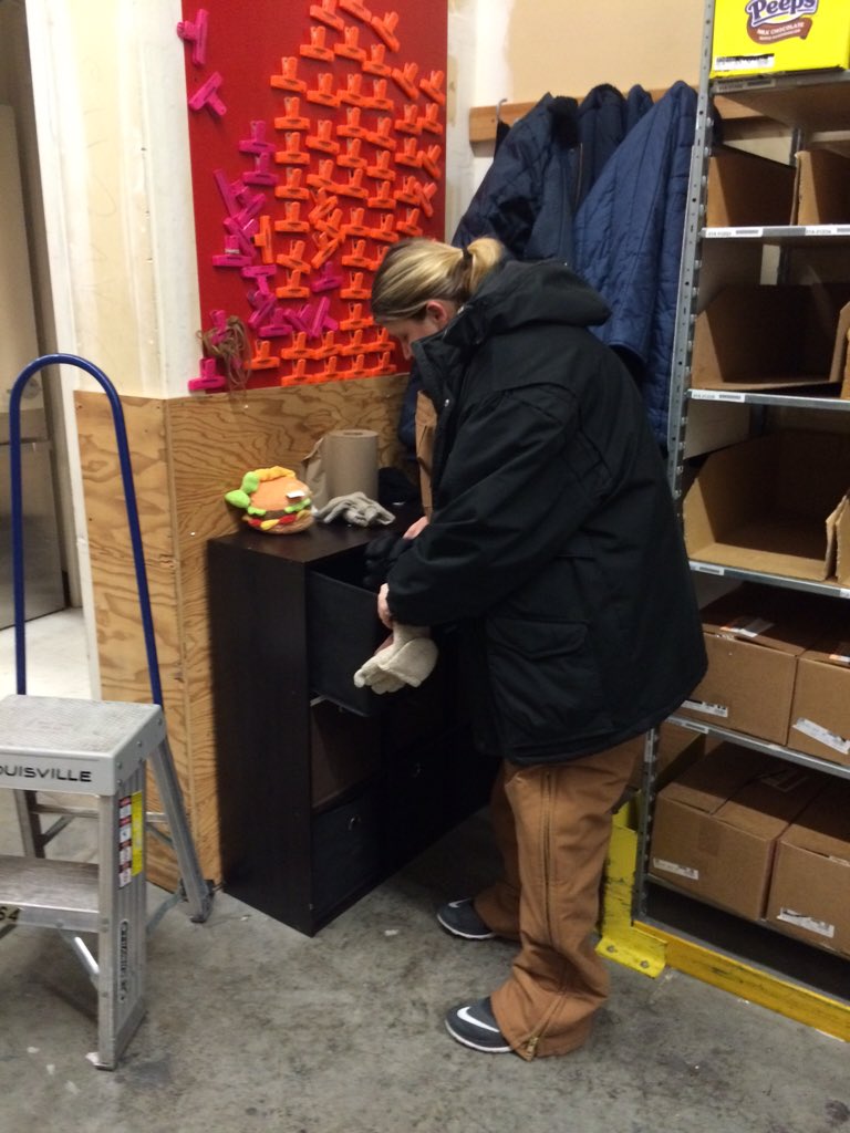 Personal Protective Equipment month! Jamie getting her PPE on #T2347 <a href="/AB3Aaron/">Aaron</a>  <a href="/MarkLeal8/">Mark Leal</a> <a href="/adam_navin/">Navin Prasad</a> <a href="/Dgriddle/">Dave Riddle</a>