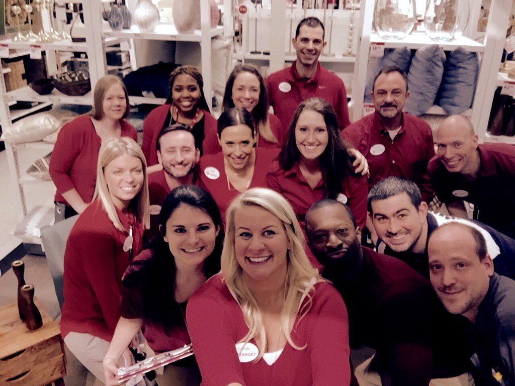 AbbyRollman's tweet photo. Team engagement, sales, LPA, brand...off the hook at T966!  What a team!! @justinadamburns @DaniellePavone https://t.co/gzlvLPZ29W