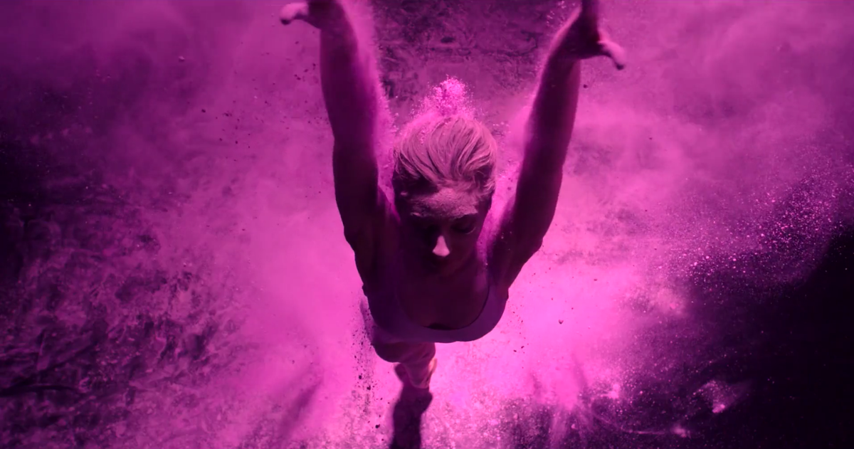 B_CMedia's tweet photo. We never cease to be amazed by some of the imagery out there @Telstra #ballet #powder -  https://t.co/MyGbDfyXNQ https://t.co/igHkNazK7q