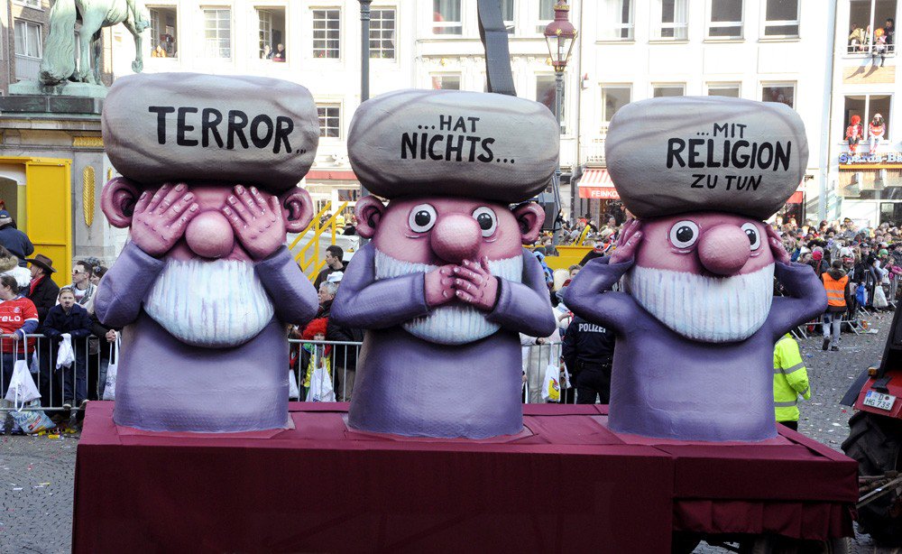 Lob_developing's tweet photo. Weil wieder Karneval ist - ein Prunkwagen von Jaques Tilly, der dem Reporter vom WDR die Sprache verschlug... https://t.co/GjRgVCOxIN