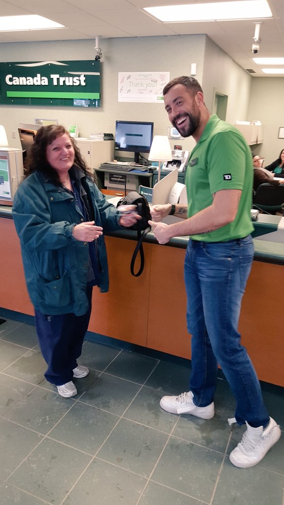 PardeepNatt's tweet photo. Gus KC'S CFO owning the lobby! #WorldNutellaDay #unbeLEIvablemb @JessicaKeus @NicholaDouse_TD @CarlaWaldmo @elliss5 https://t.co/ZZuyOKyDIB