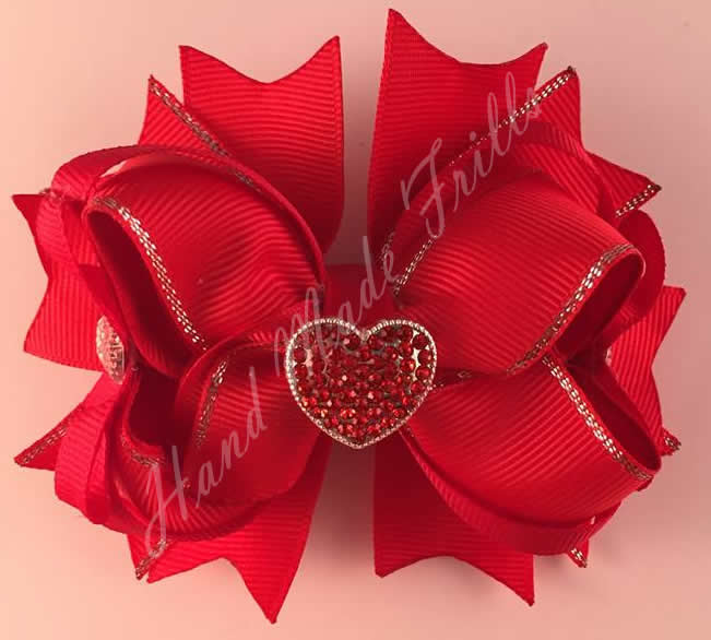HandMadeFrills's tweet photo. #handmade #bows #HMFValentines #handmadefrills #BowsInAction #luxury https://t.co/L7d77p1fwo
#Etsy #ValentinesDay https://t.co/JkNgZ6TOAf