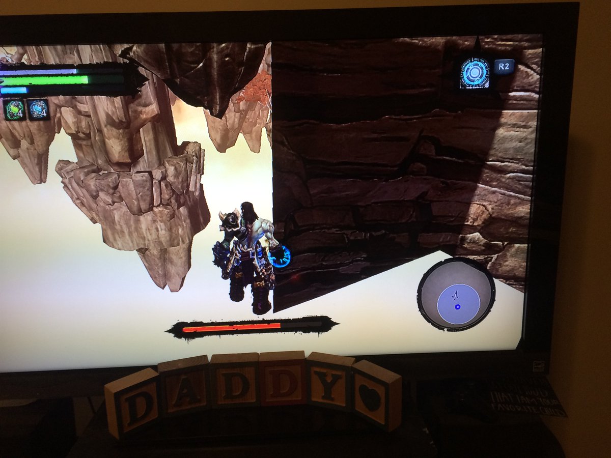 Real_Shit_News's tweet image. Another #Darksiders2 glitch. Fighting Archon I got knocked off the stage! #ProgrammingFail