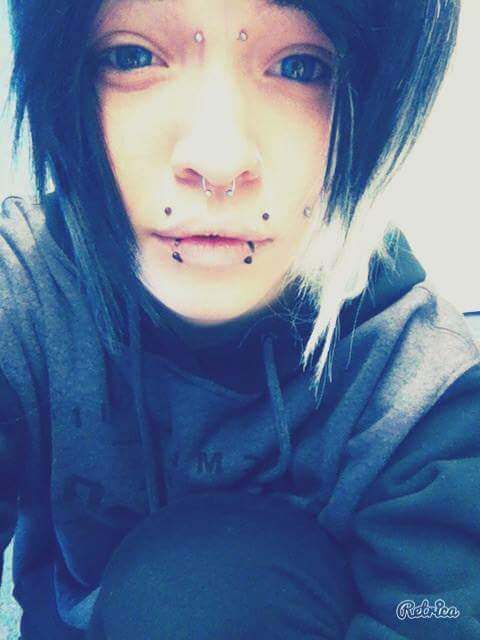 SadSatan_'s tweet photo. Hi! I'm Alex, I'm German.
And I can be friends with you! If ya want...
You can also call me Nawl 
o(〃＾▽＾〃)o https://t.co/5YDm1MN66v