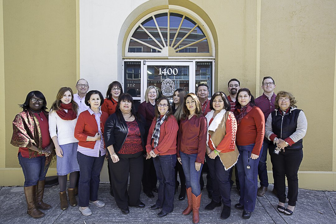 COSAGOV's tweet photo. The City of San Antonio wore red today for #AmericanHeartMonth! #GoRedSA https://t.co/2Pe4KRqPZX