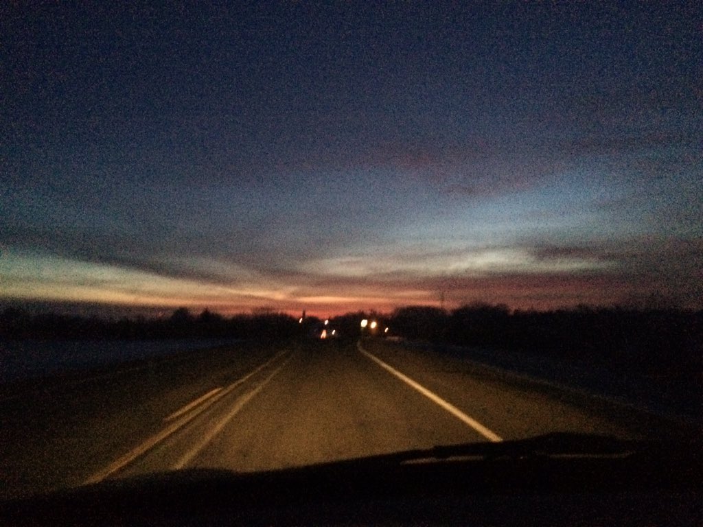 vbefull's tweet image. 7:02 am