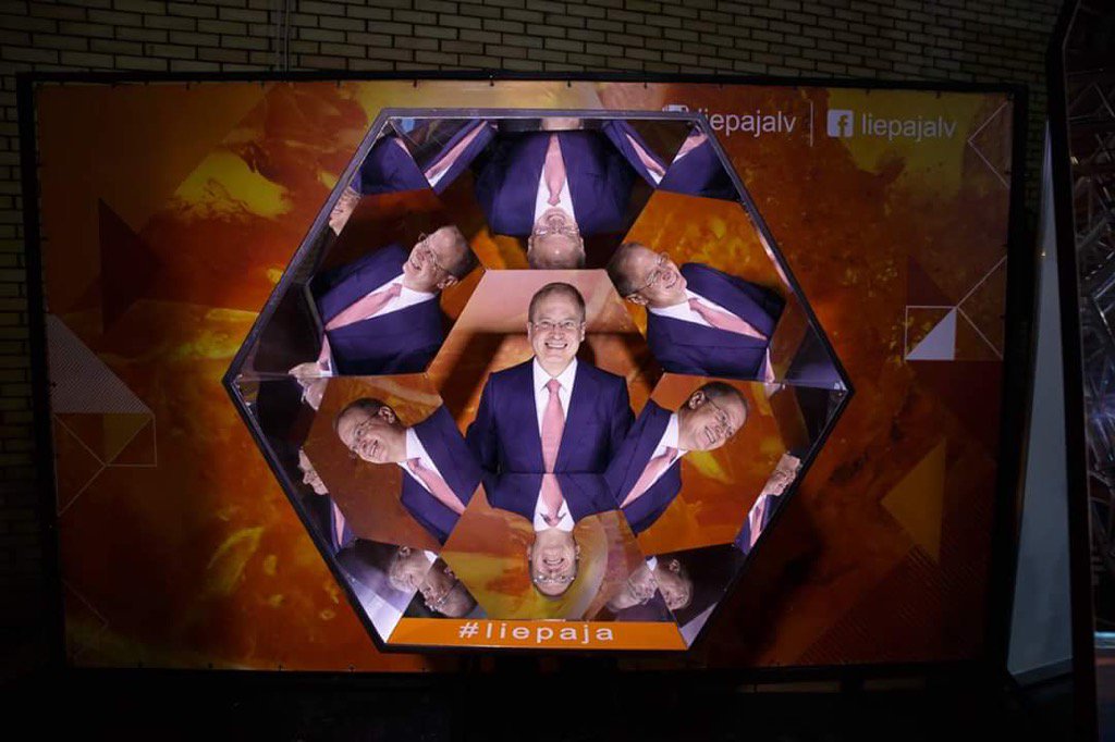 Prieks, ka <a href="/liepajalv/">Liepāja</a> interaktīvais stends izstādē <a href="/Balttour/">Balttour</a> patīk arī <a href="/RigasDome/">Rīga</a> vicemēram <a href="/AndrisAmeriks/">Andris Ameriks</a>.