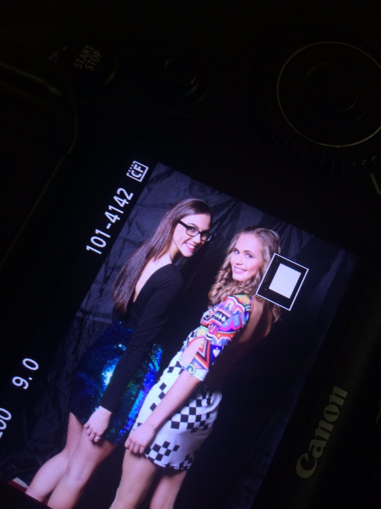 MarioPetlak's tweet photo. #futuramball2016 #ihshtg #photo#36of366 https://t.co/7p2mcfuSK8