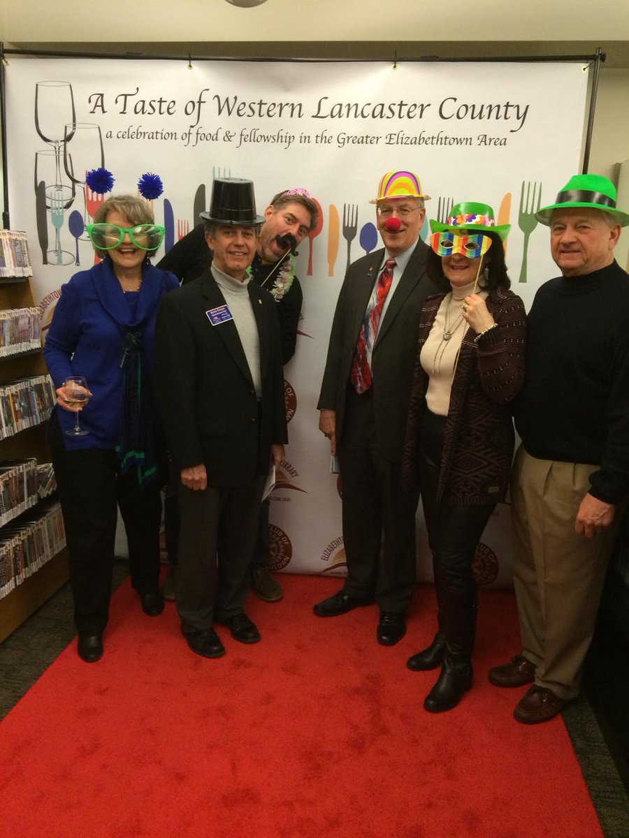 EtownDeb's tweet photo. hey Rotary friends...thanks for a great partnership! #TWLC2016 https://t.co/TyGDsOgsK7
