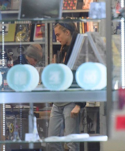 #New | @Caradelevingne in Paris, France - February 3, 2016 #4