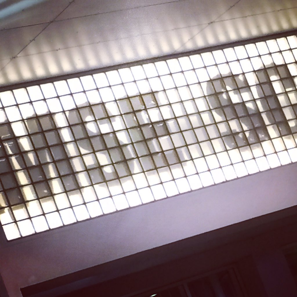 Anouk_Stok's tweet photo. Surprise film #IFFR topper!! #belgica #rotterdamseschouwburg #rotterdam #film https://t.co/6Sjv33yEdt