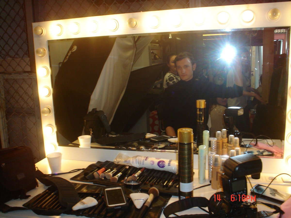 ActorRafa's tweet image. You have to know how to take care and have image.