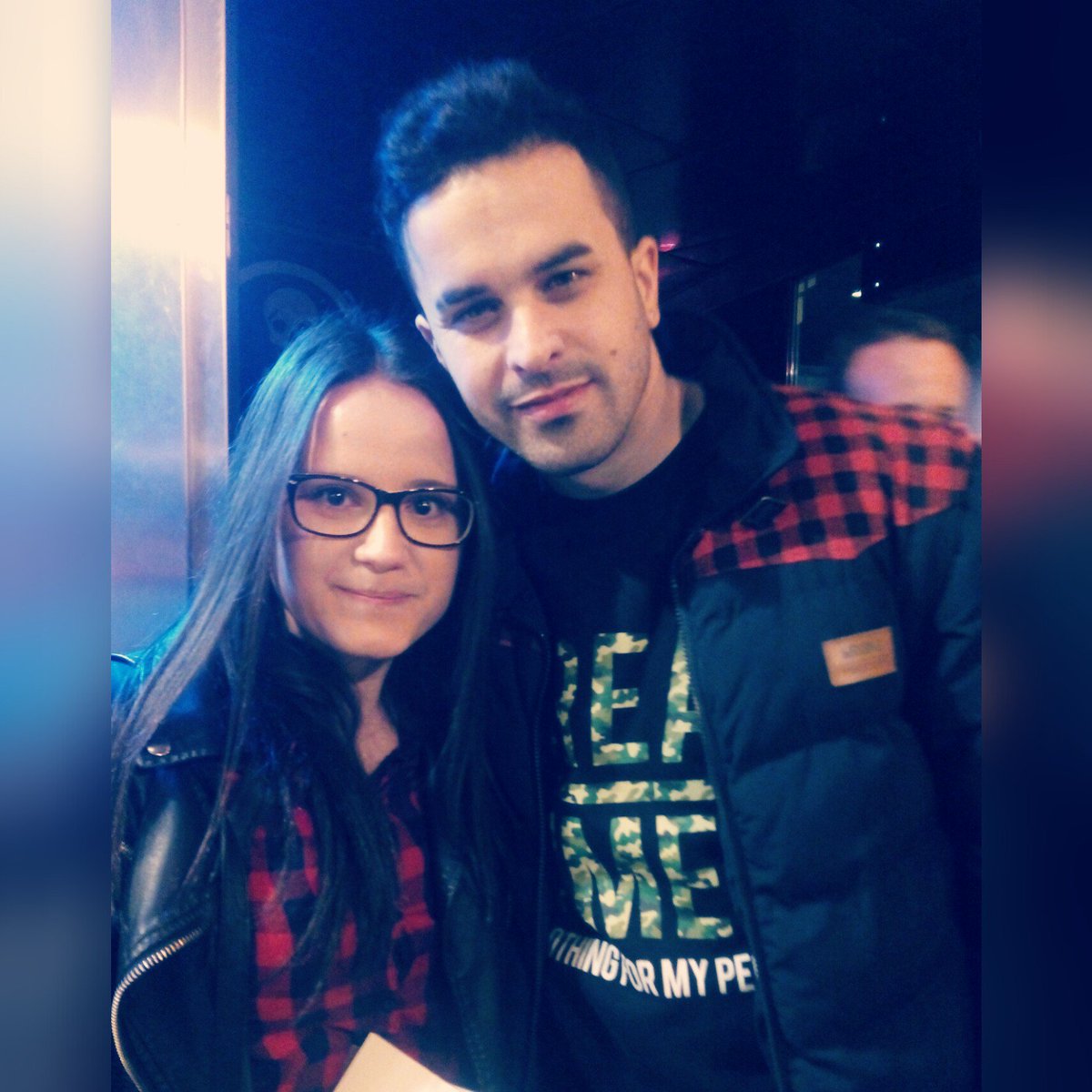 MarttaOlano's tweet photo. ¡Impresionante!Buen concierto y mejor trato,nos vemos en el Viña @ShottaDestroy ✌🏽💛 https://t.co/ticJ380cGu