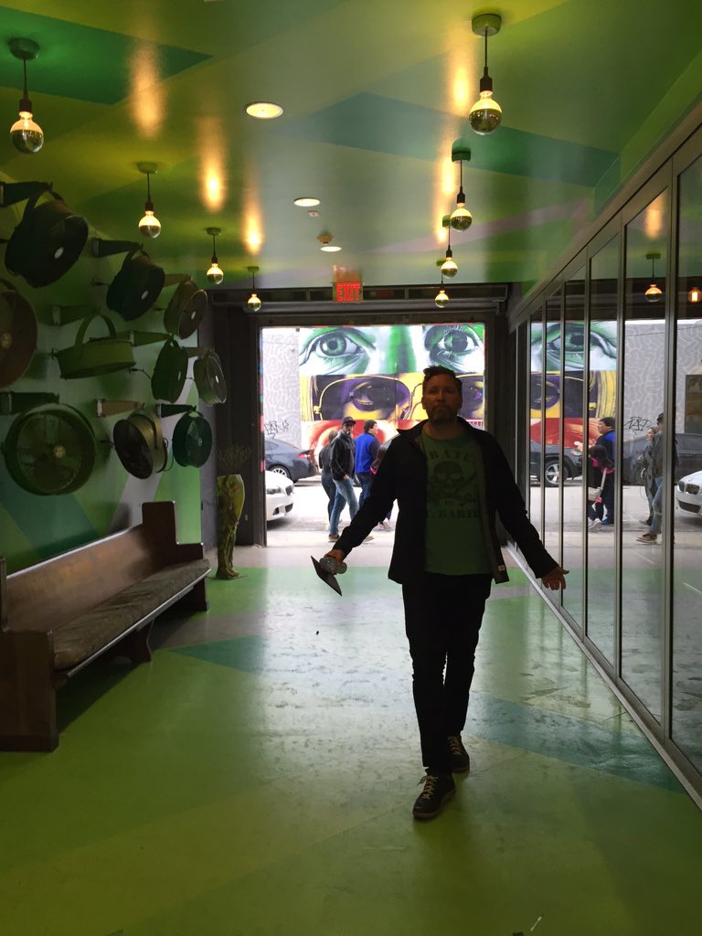 Raskin getting his #green #inspiration on #Wynwood #Raskinind #gogorilla #flooring