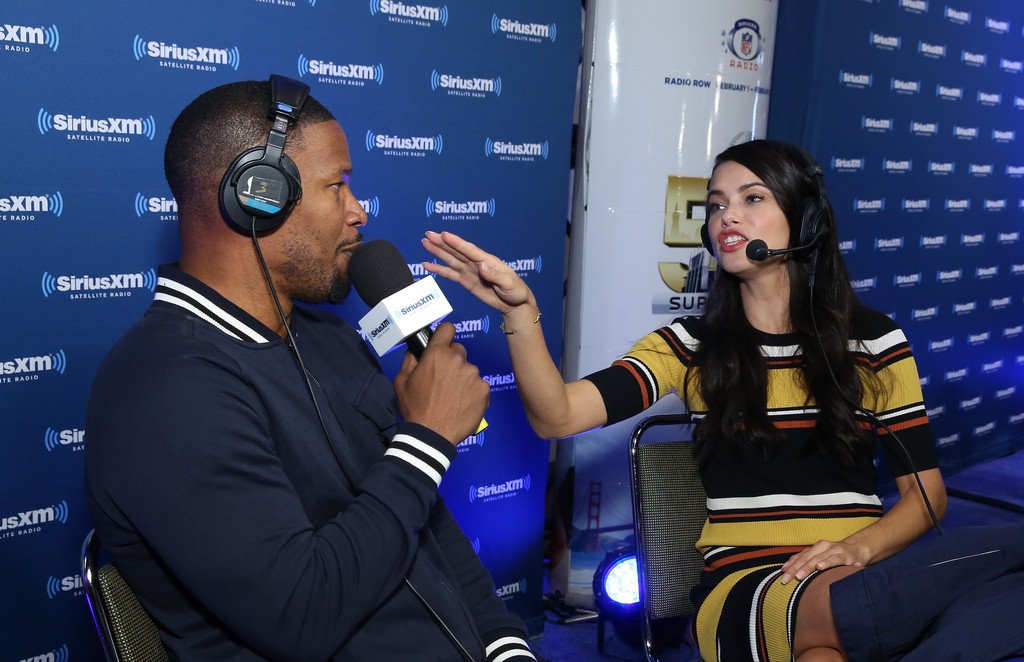 newsadrianalima's tweet photo. #NEW - Adriana visit the SiriusXM set at Super Bowl https://t.co/qynLCezMbN