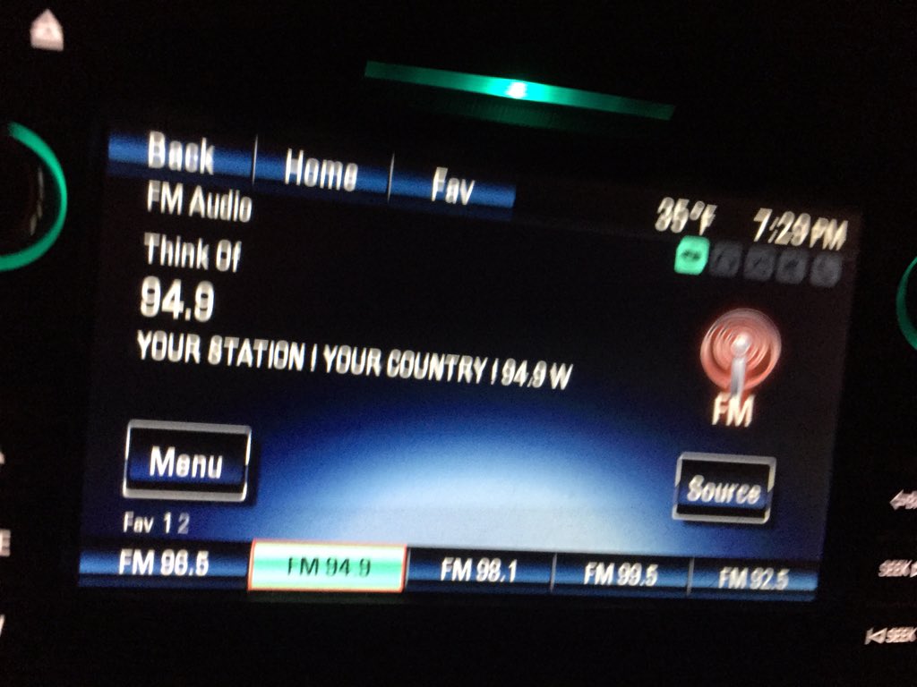 auwatson3's tweet photo. @ChrisYoungMusic finally heard think of you on the radio today ❤️ https://t.co/d8zUsqNt1J