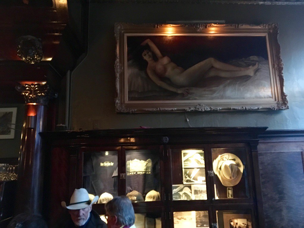 PriceJeffreyL's tweet photo. Friday night at the Sheridan Bar's Wrinkle Room https://t.co/m3QzWPvGWm