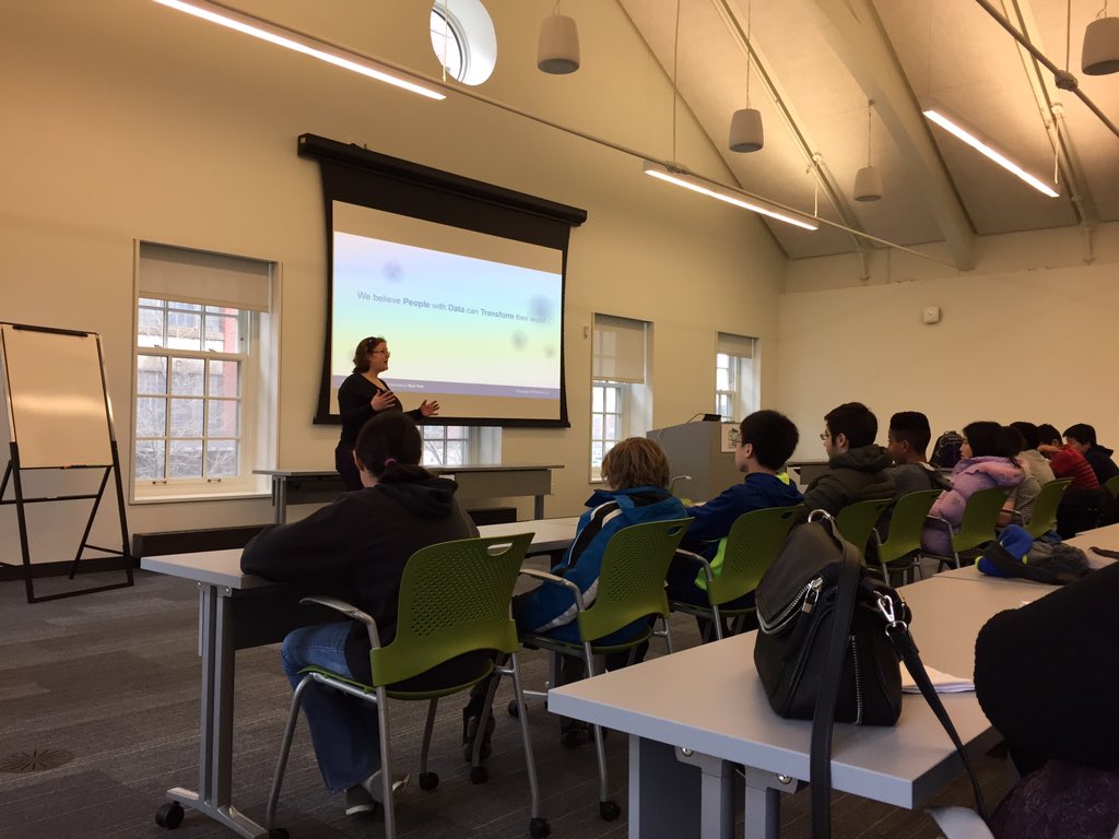 mayflower0506's tweet photo. Thank you to @c4bei and @OSIsoft for talking to Masterman's 8th graders about #energyefficiency and #bigdata today! https://t.co/PSWTC1le4p
