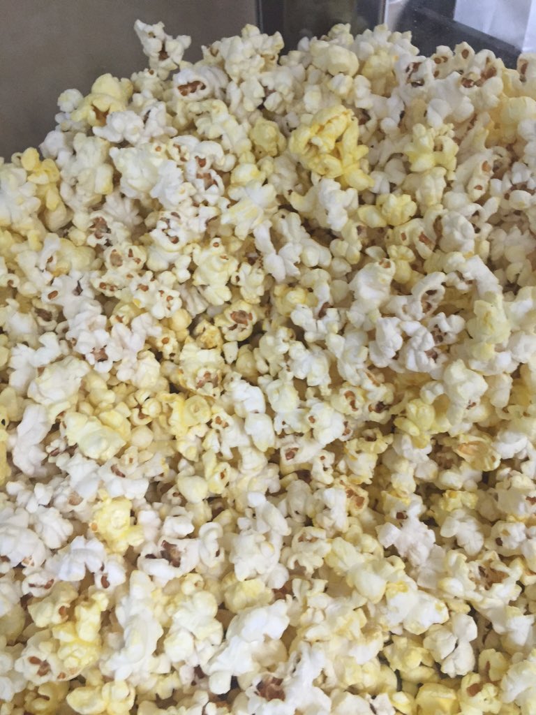 bhsstudco16's tweet photo. Popcorn ready✔️ movie night starts at 7! 🎉🎉 https://t.co/8KGSXnuoia