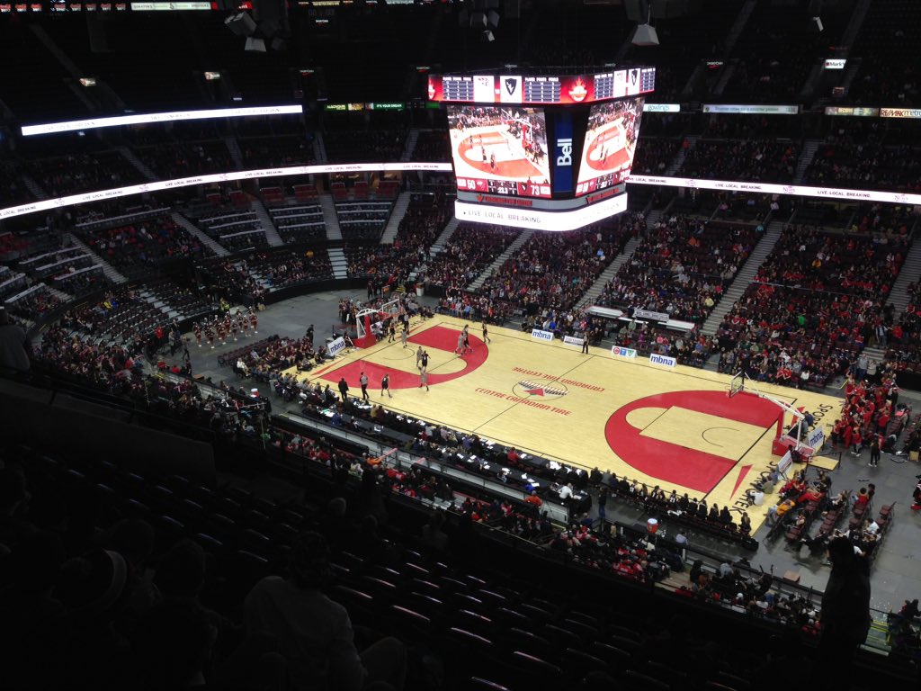 PatGrew's tweet photo. @FSSJBBBALL bbball at Cdn Tire Ctr watching Carleton vs Ottawa U men's Bball   #teamevent https://t.co/mw0xsAMggp