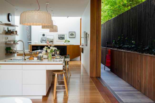 AddictProperty's tweet photo. An airy Sydney home bursting with colour and print https://t.co/B1FU0A5zam @Marimekkoglobal #design #interiordesign https://t.co/h6IMghmZLt