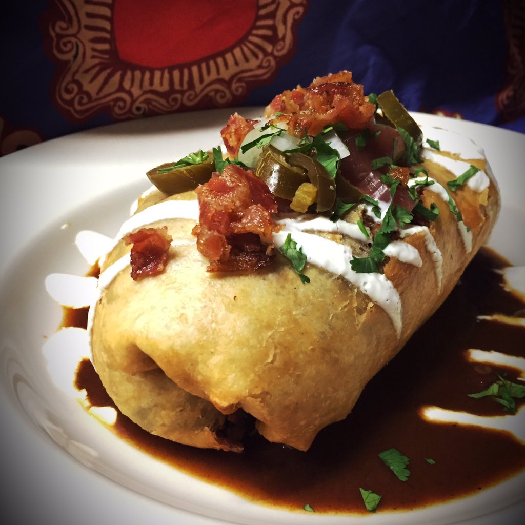 DosSegundos's tweet photo. BEHOLD the #Deadpool Chimichanga https://t.co/kVqBA3u3Ui