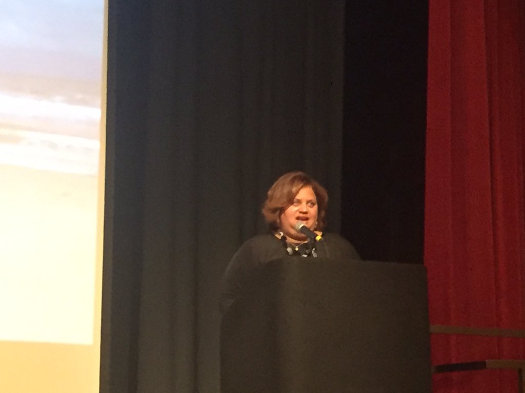 DutchCultureUSA's tweet image. Theo Jansen's  #Strandbeest show officially opened by Chicago Cultural Commissioner Michelle Boone @ChiCulturCenter