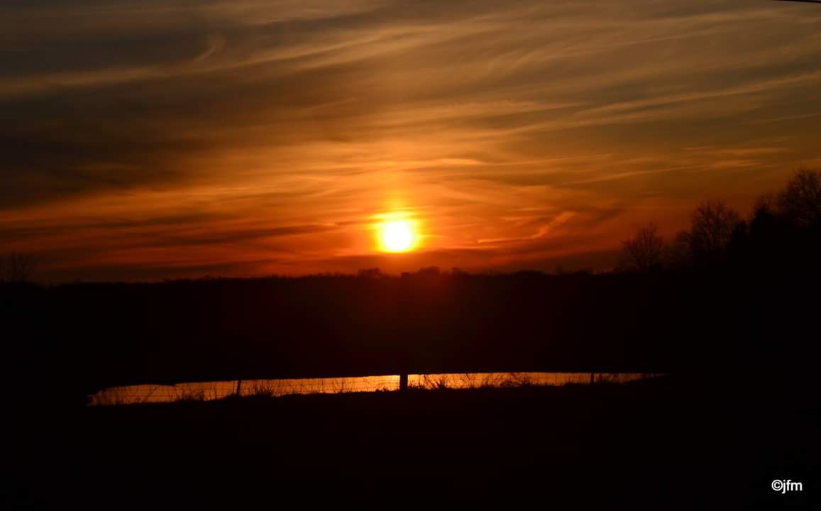 <a href="/kywatchman/">Dana Whitt</a> <a href="/BluegrassScenes/">Scenes of the Bluegrass</a> <a href="/Kentuckyweather/">Chris Bailey</a> 
Sunset tonight