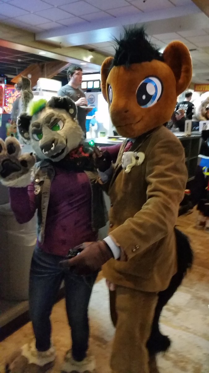 TankYeen's tweet photo. Respect for all fandoms, even outside your own ✌🐴🌹 #Furry #TankYeen #DrWhooves #DrWho #Brony #FursuitFriday #WFS22 https://t.co/v8GXEfbsNu