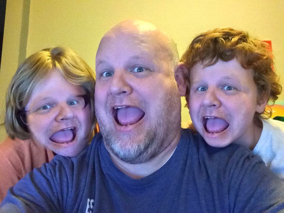 fraplissaccino's tweet photo. #ifgathering2016 Taking care of the 4 kids...thanks!!! #ifmen https://t.co/mCf3889Ot1