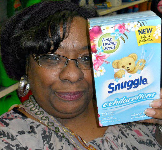NicolesChoice1's tweet photo. New Snuggle Plus w/odor eliminators from @ Snuggle_Bear is ONLY at select @Walmart #TeamSnuggle #Sweepentry https://t.co/LYp5hCfjmd