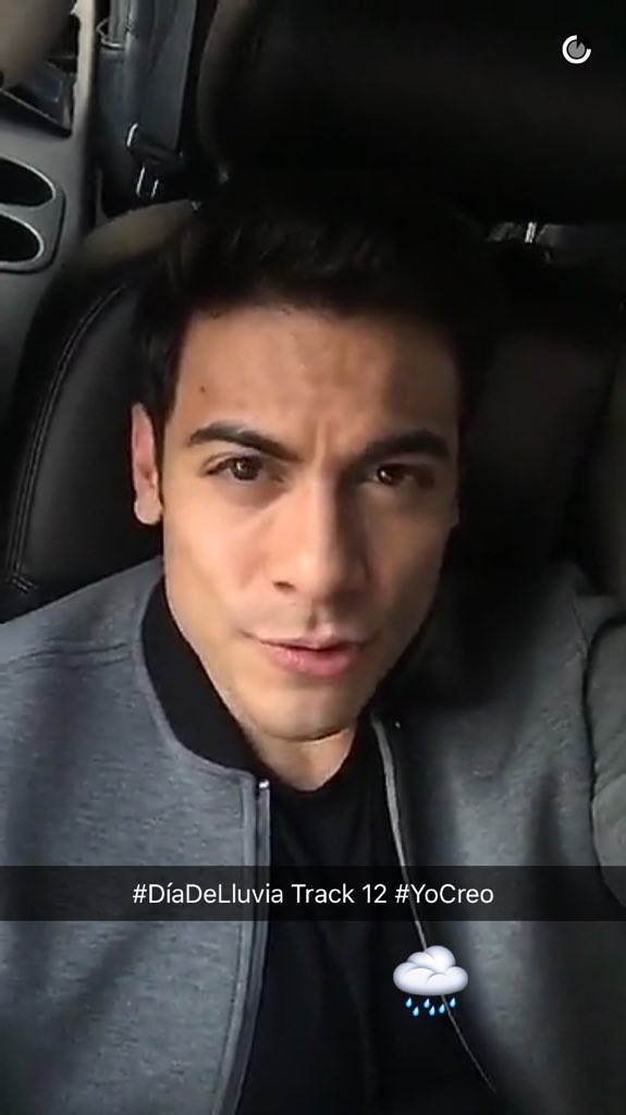 MonikPour's tweet photo. @_CarlosRivera 😊😉no Se te olvidaron Los SnapChats eres un sol😘Mira y con Lo ocupado q estuviste hoy☺️bsitos😘#SuperCR https://t.co/nZfnugQQtE