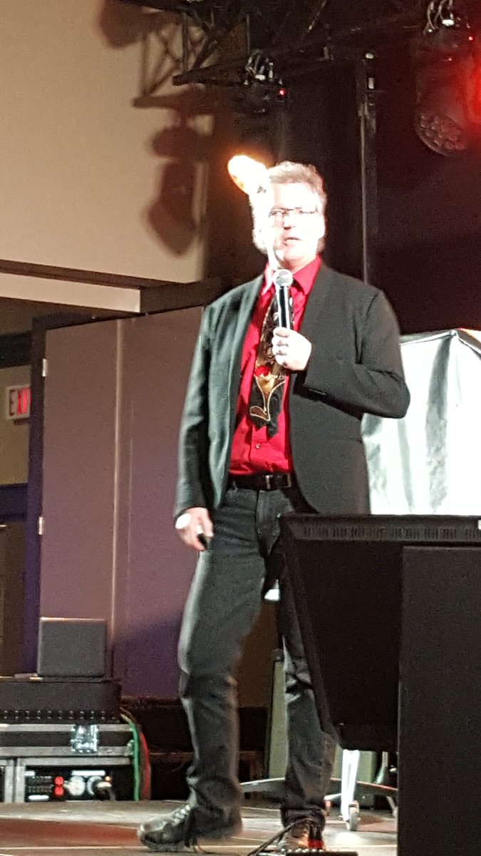ArdrossanAG's tweet photo. Chris Fields, 13 Ways Inc. "Aim Higher" tonight's speakerat #abagsoc #convention https://t.co/LCEjwCfsco