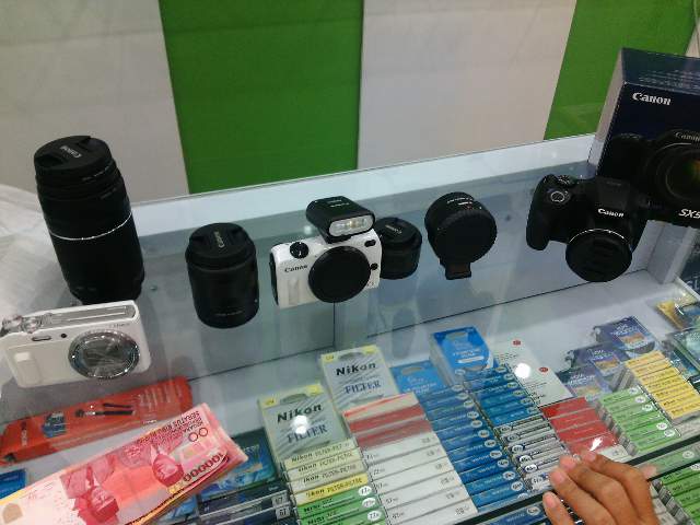 kpn pnya senjata lengkp kaya gini