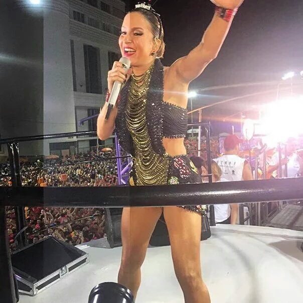 pedrollando's tweet photo. Minha Rainha ♥♥♥ #ClaudiaLeitte #CarnavalClaudiaLeitte #CLDY https://t.co/t2TI5eszzd