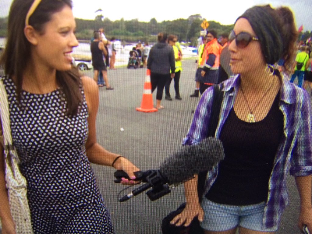 Tried catching up with the woman who threw a sex toy at @stevenljoyce  today.. Tune in @ONENewsNZ #dildogate