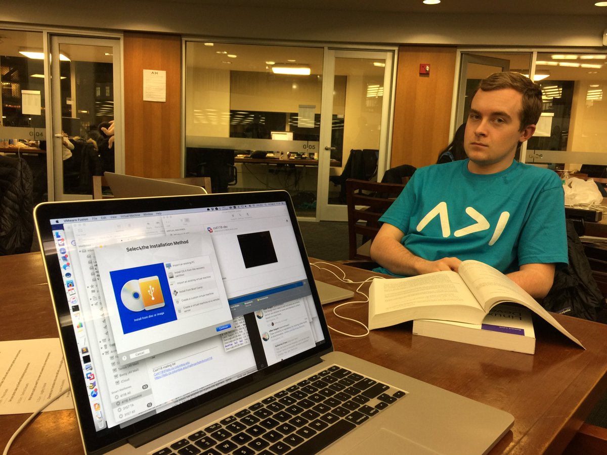 kevinchen's tweet image. Having a great time at Columbia #devfest2016!