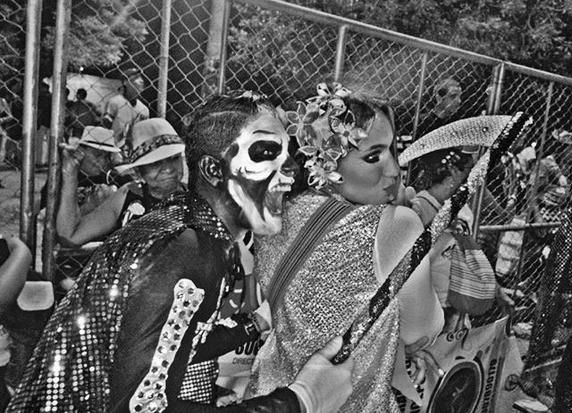YiyabcC's tweet photo. Quien puede dormir en carnavales.... Yo no 🎭🎨😘. Las fiestas de mi tierra ☺️💃🏻💃🏻 https://t.co/qdj0OWfWfO