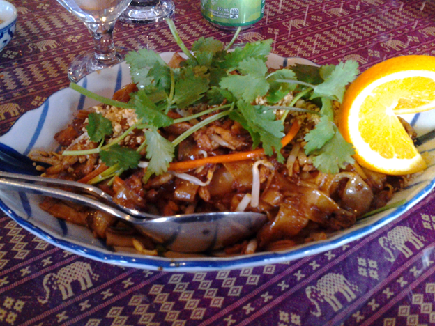 chrislui01's tweet photo. The main course at #Syphay #yegdt! Pad Siew and Crispy Cashew Chicken! #yegfood! Definitely worth the trek! https://t.co/ZLAf6MxU6W