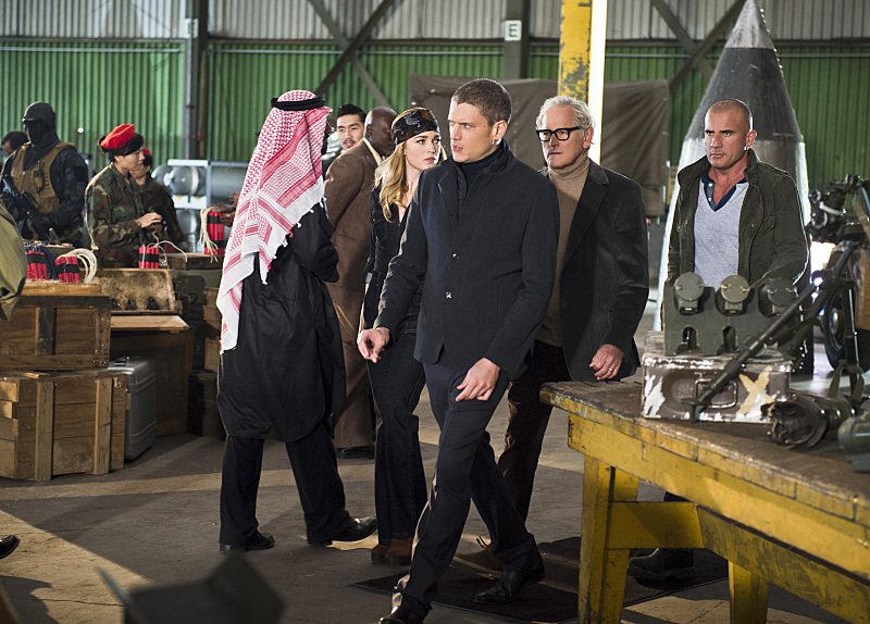 SpectralBlaize's tweet image. Good to know @NotMrFrosty lets that parka of his get washed every once in awhile.