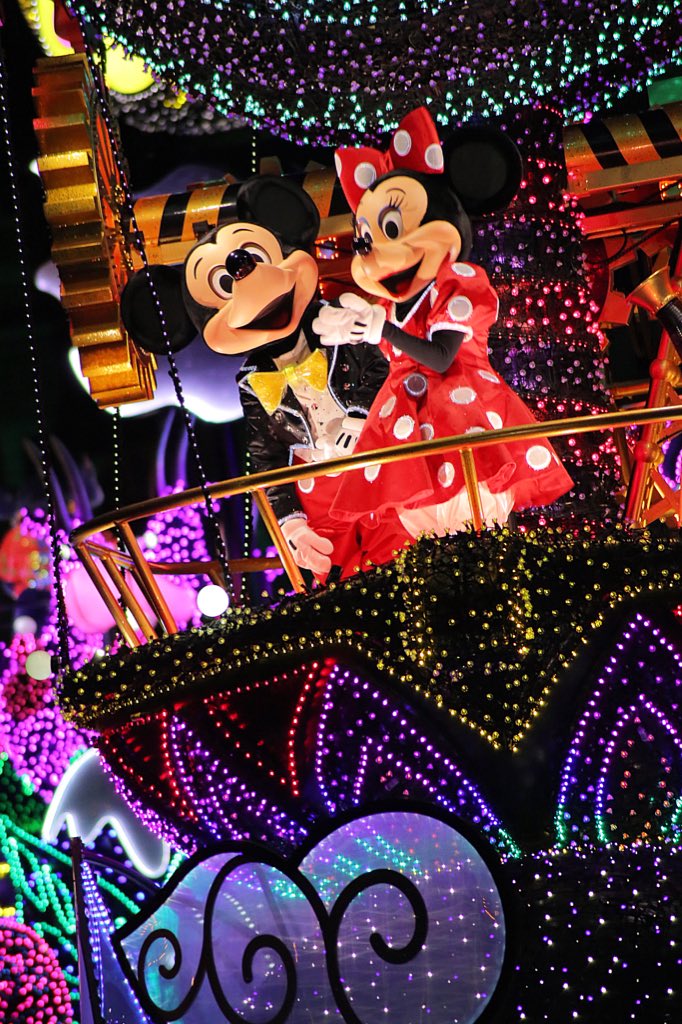 motomoto_disney tweet picture