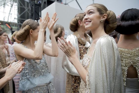 pixts's tweet photo. backstage at chanel | ss 16 https://t.co/H4SH2rD0KG