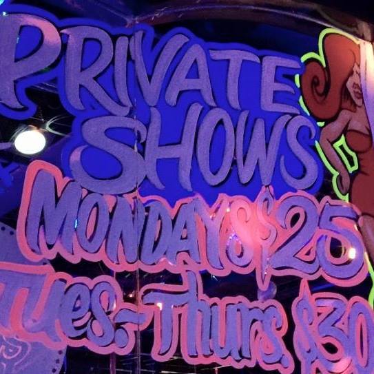 TeasersWinnipeg's tweet photo. #SexySelfieSaturday #teasers #feature #MadisonQ
#Alive at 5! 5 #Teasers #Dancers right at 5pm #PrivateShows $30 https://t.co/eaW6l0b6FP