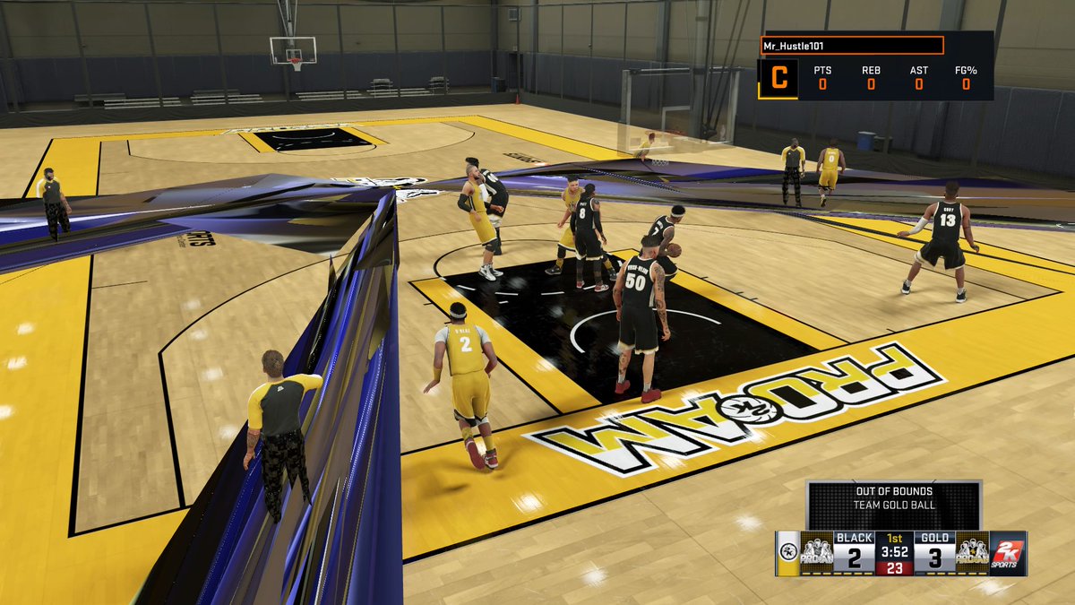 MrMrhustle1011's tweet image. @Ronnie2K @LD2K @chrissmoove @TheLobMob This is the kinda BS i gotta put up with on PRO AM #FixThisASAP